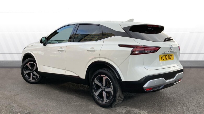 Nissan Qashqai 1.3 DiG-T MH N-Connecta 5dr Petrol Hatchback